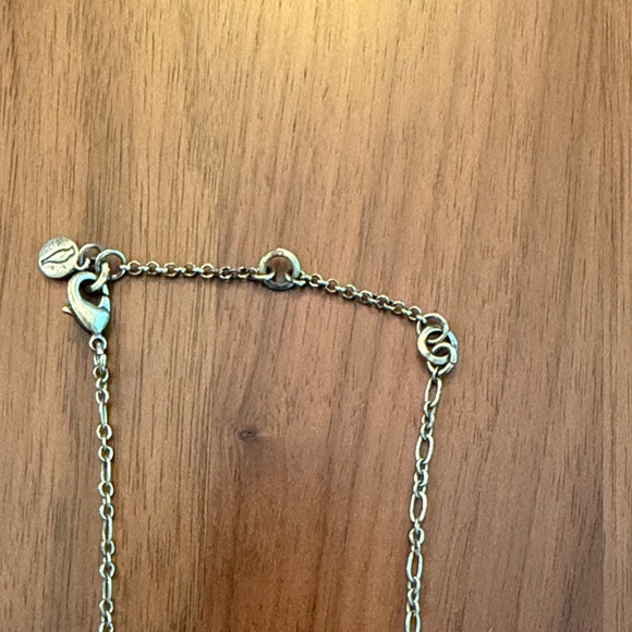 Elegant Gold and Silver Necklace - Picture 3 of 5